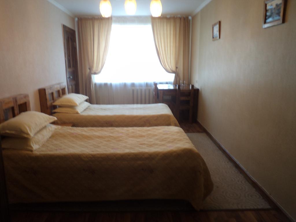Galirad Hotel Ust-Kamenogorsk Room photo